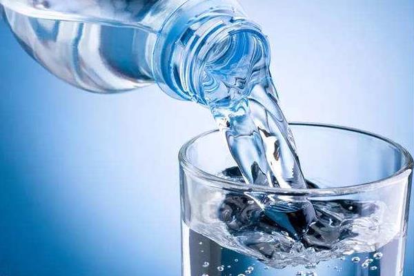 新疆黑尔塔古稀老人吃过的“三种水”
